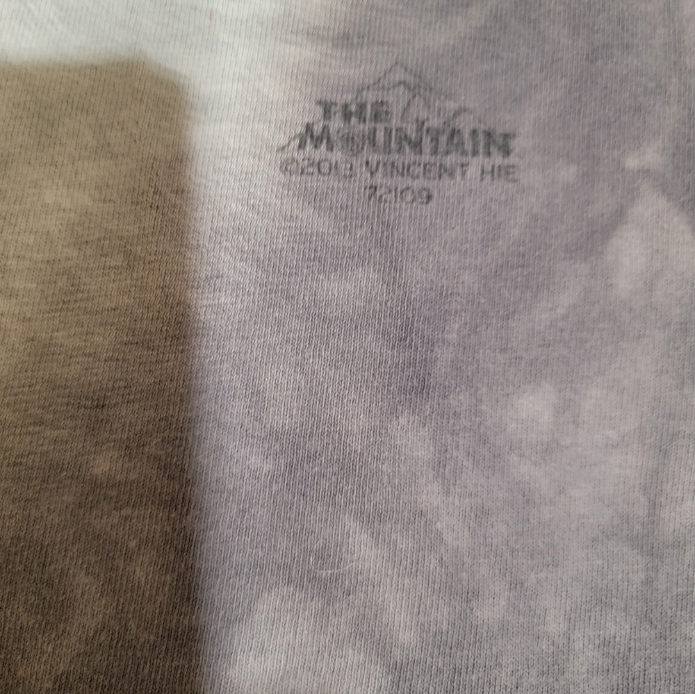 Wolf Tshirt - image 3